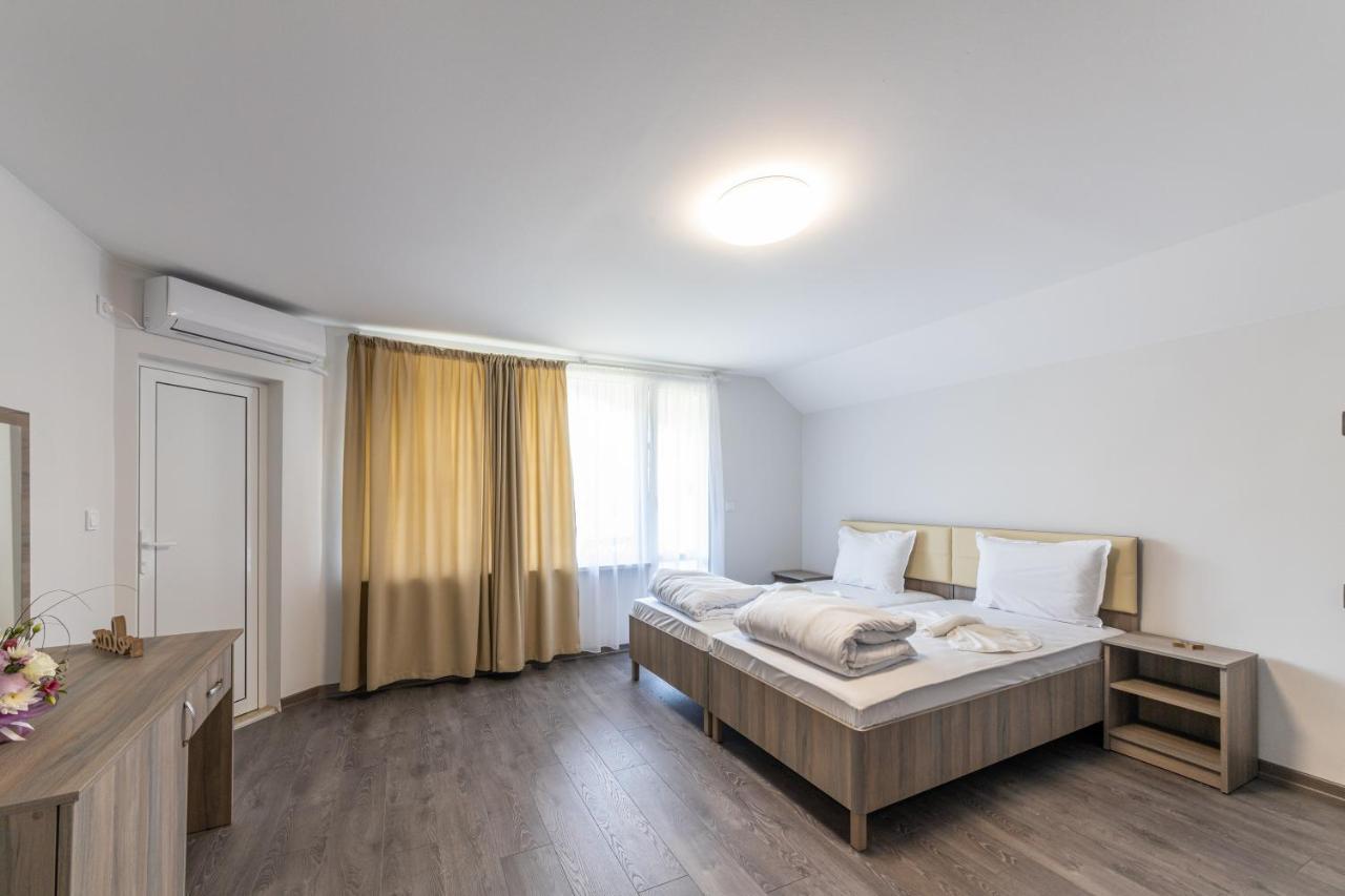 Мотел "Релакс" Motel "Relax", Балчик, Extérieur photo
