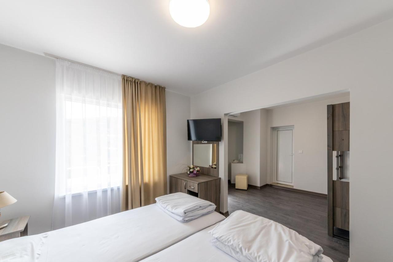 Мотел "Релакс" Motel "Relax", Балчик, Extérieur photo
